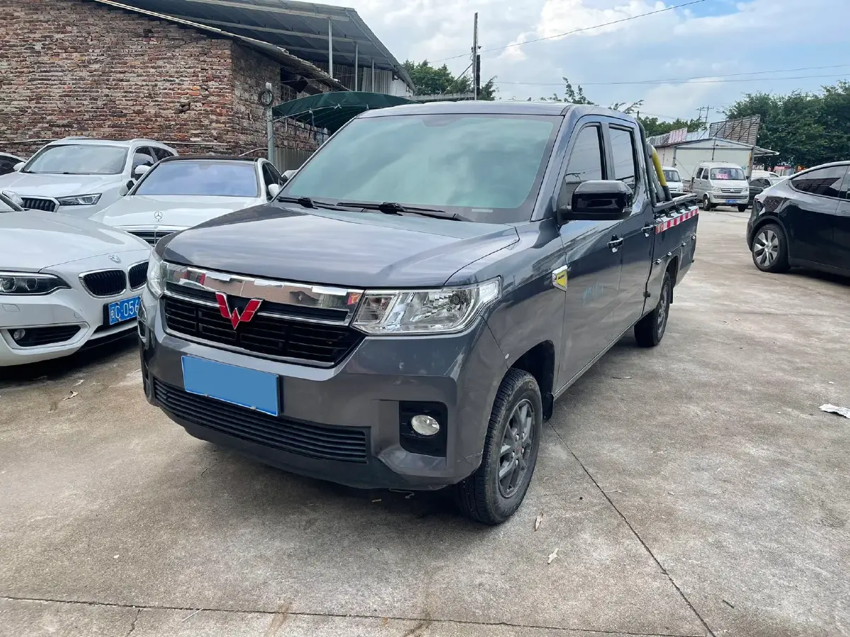 2021 WuLing ZhentTu 1.5L 99HP L4 5MT