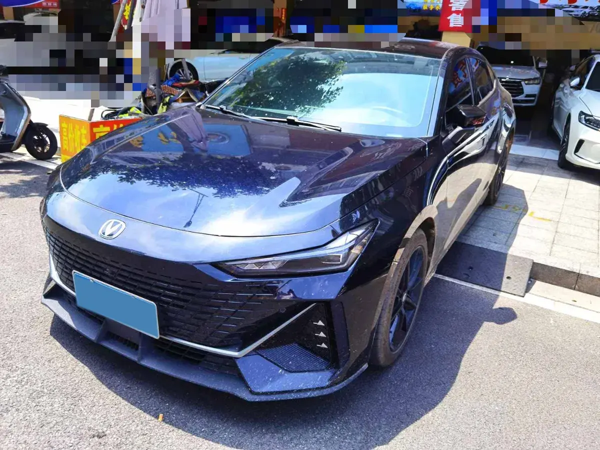 2023 ChangAn UNI-V 1.5T 188HP L4 7DCT