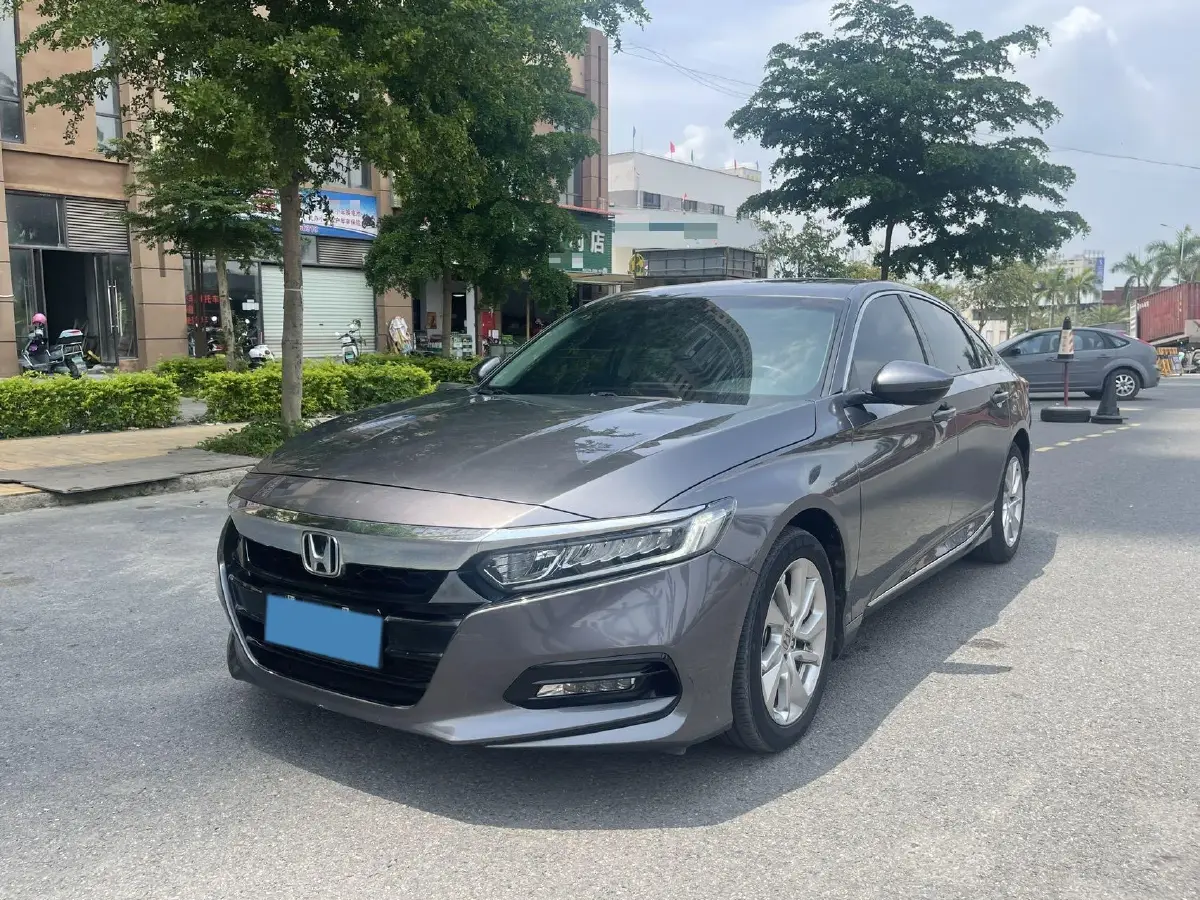 2018 Honda Accord 1.5T 194HP L4 CVT