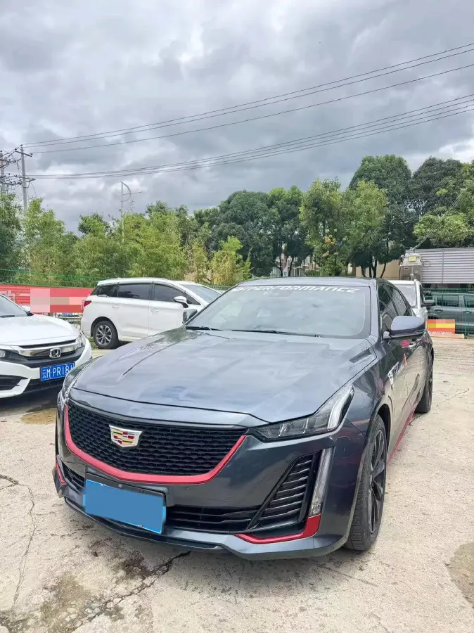 2020 Cadillac CT5 2.0T 237HP L4 10AT