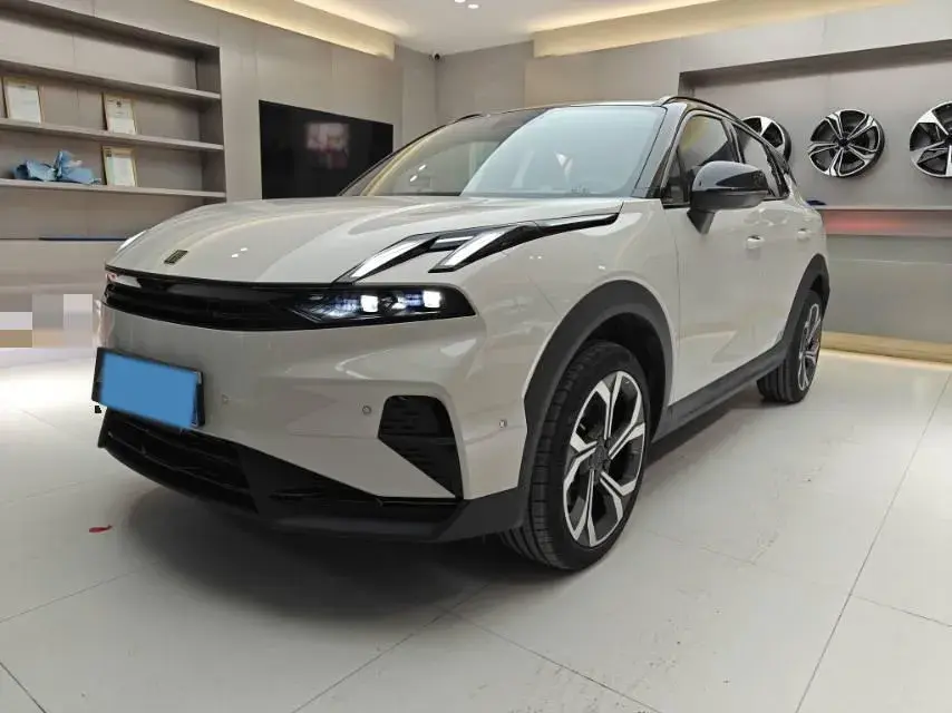 2025 LYNK&CO 06 1.5T 181HP L4 7DCT