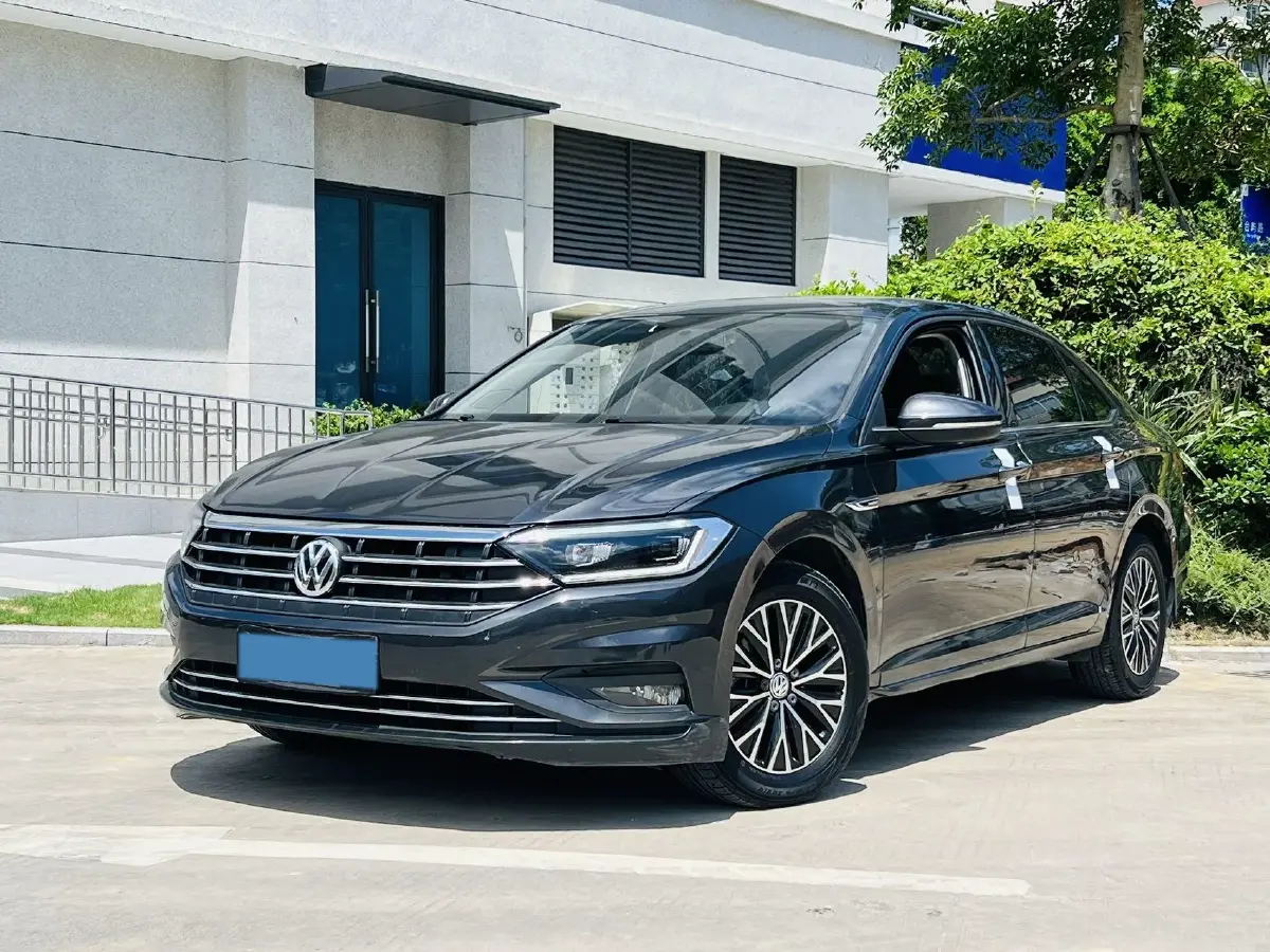 2021 Volkswagen Sagitar 1.4T 150HP L4 7DCT