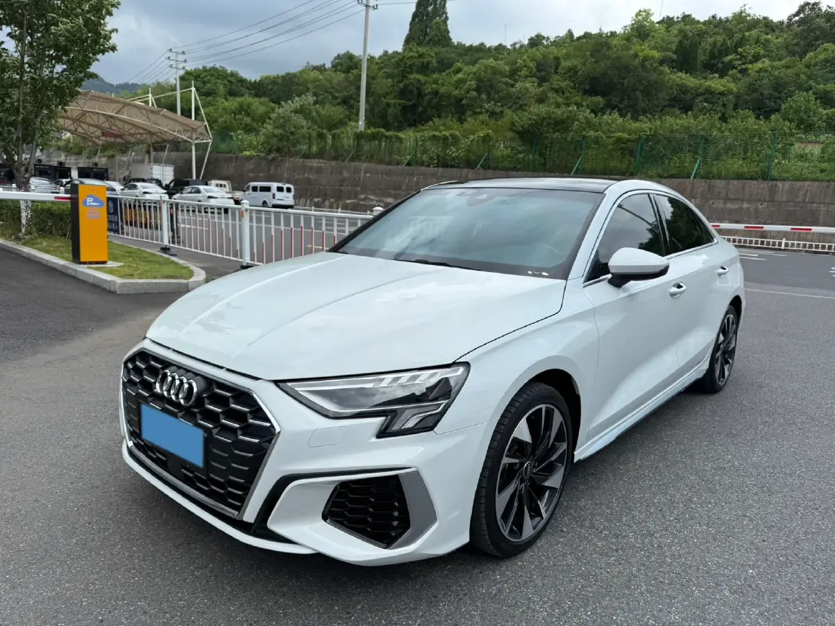 2022 Audi A3 1.4T 150HP L4 7DCT