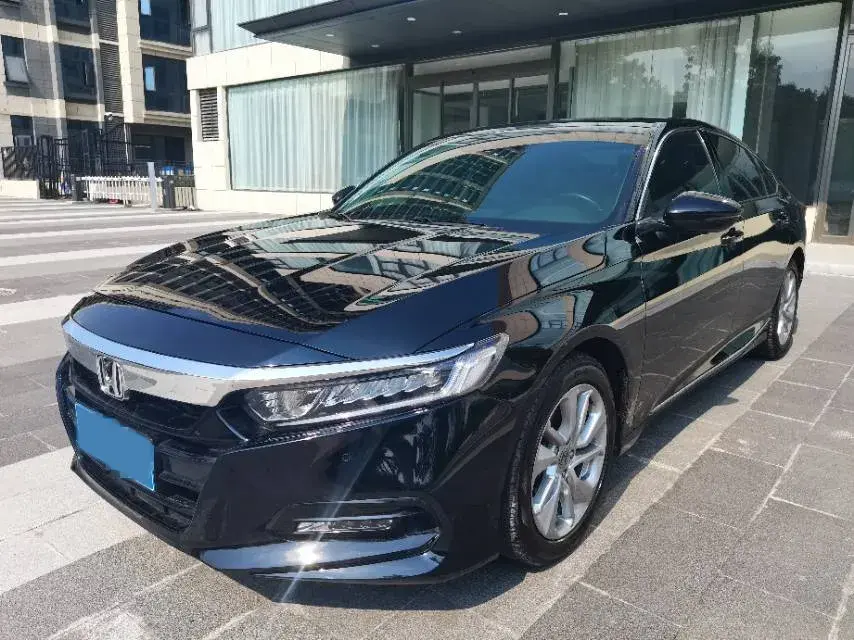 2018 Honda Accord 1.5T 194HP L4 CVT