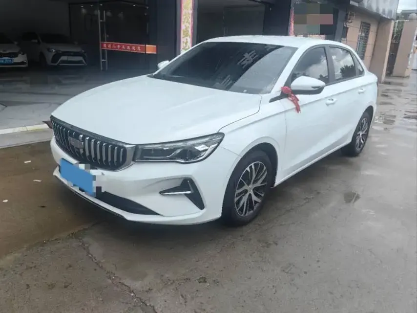 2025 Geely Emgrand 1.5L 127HP L4 5MT