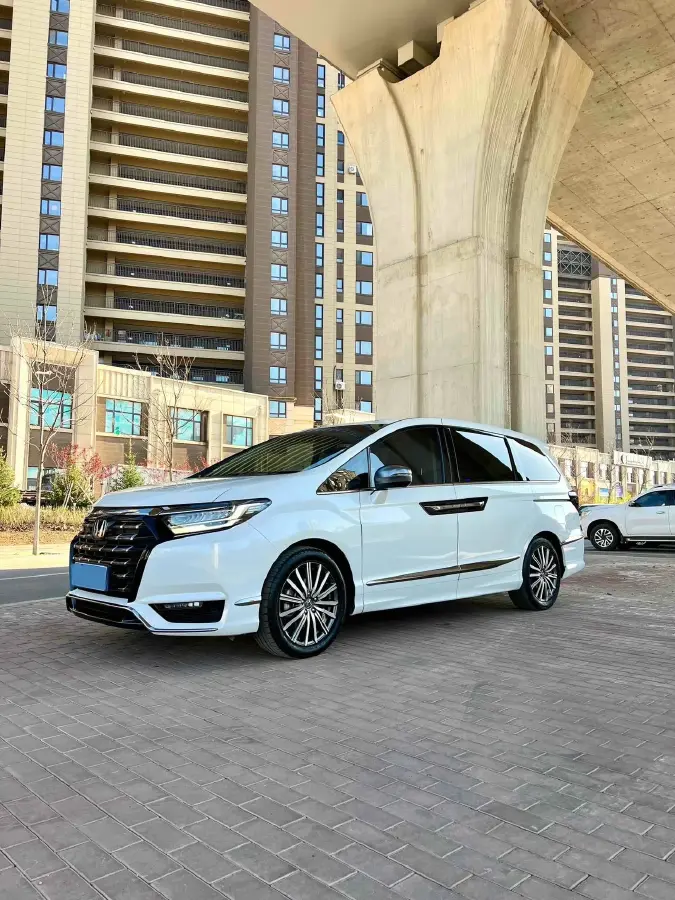 2022 Honda Elysioin 2.0L 146HP L4 E-CVT Hybrid