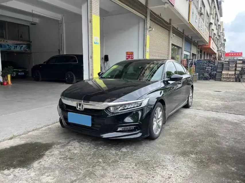 2018 Honda Accord 1.5T 194HP L4 CVT