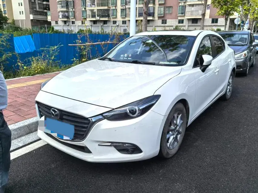 2019 Mazda 3 Axela 1.5L 117HP L4 6AT