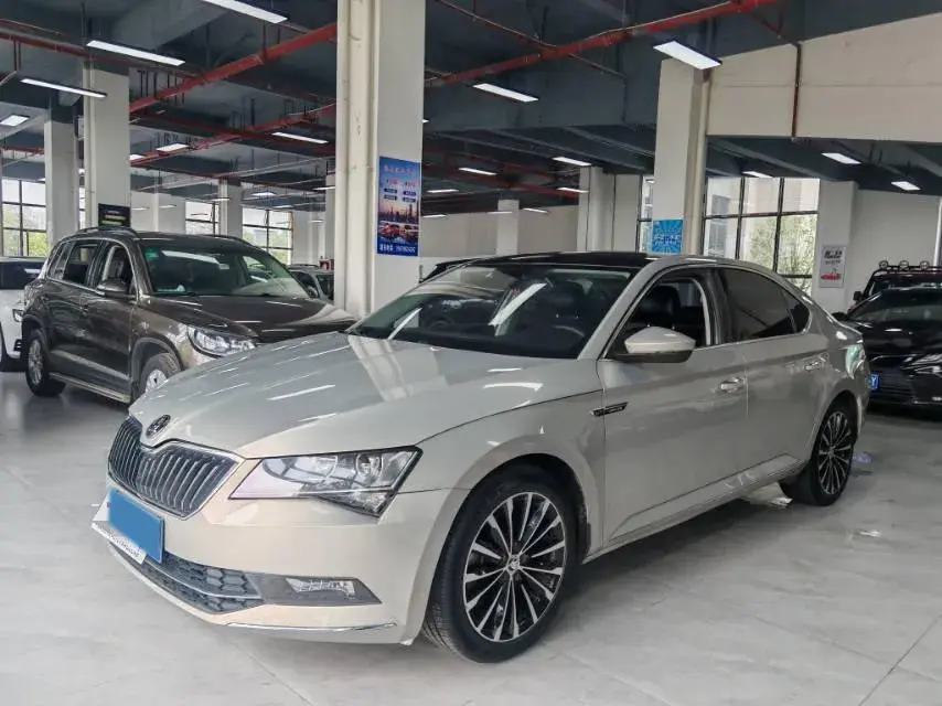 2018 Skoda Superb 1.4T 150HP L4 7DCT