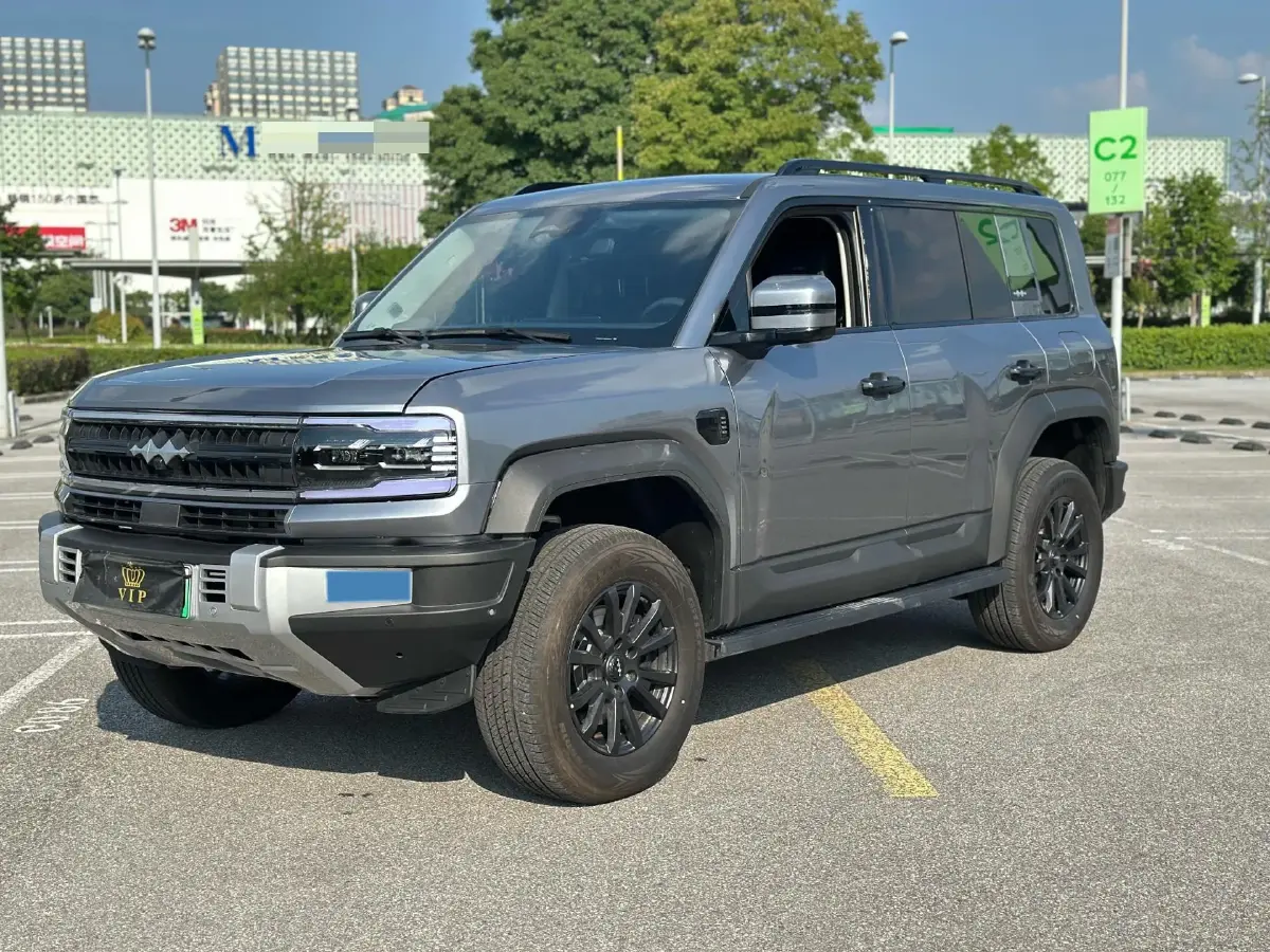 2023 FangChengBao Bao 5 1.5T 194HP L4 E-CVT PHEV 31.8KWH