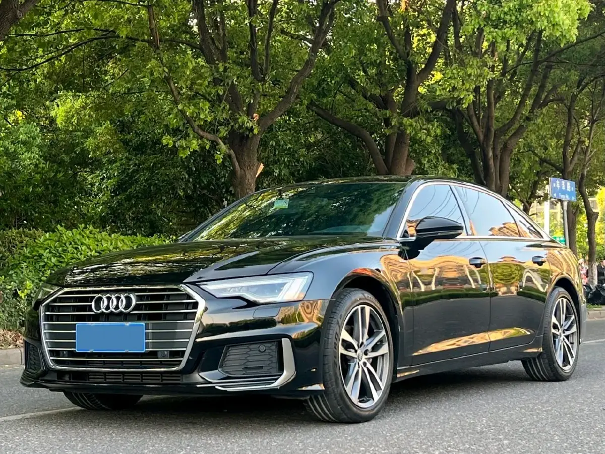 2020 Audi A6L 2.0T 190HP L4 7DCT