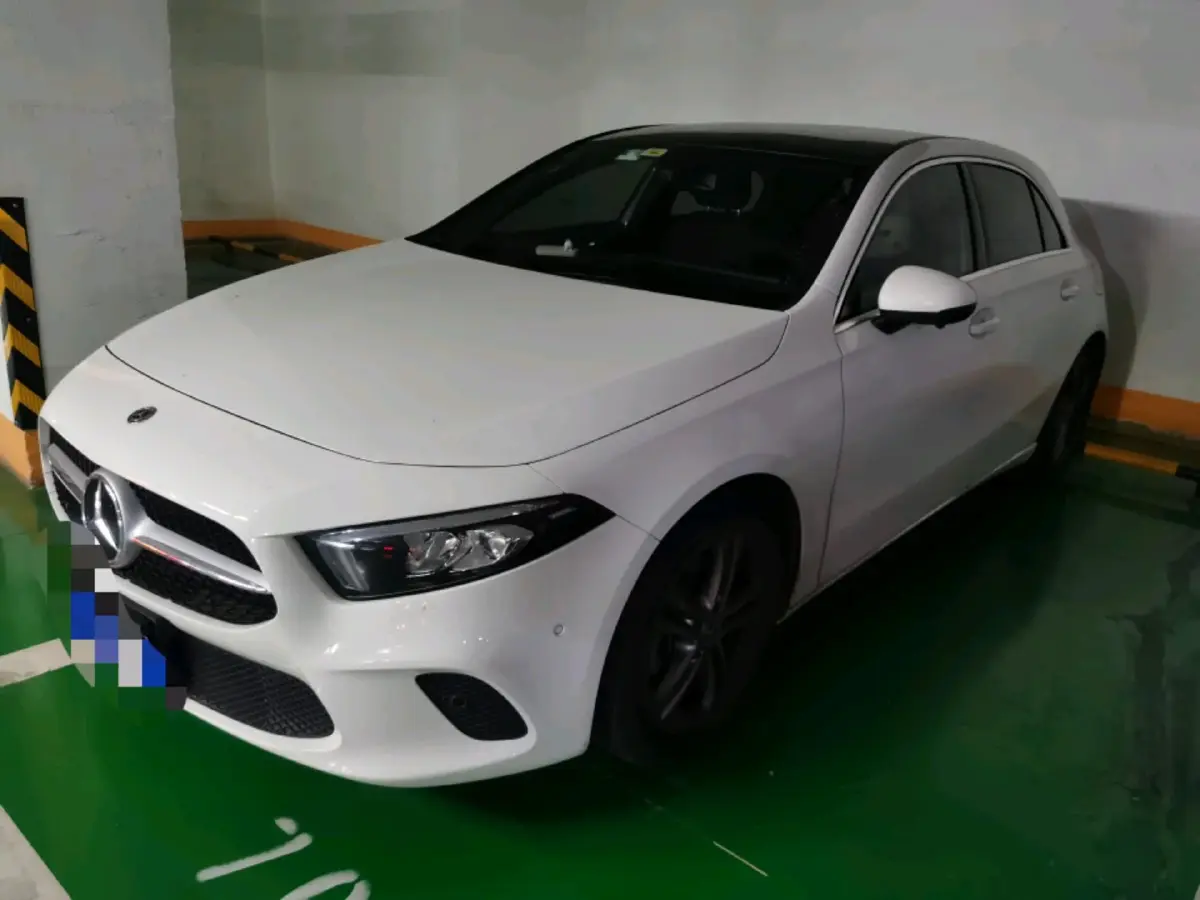 2019 Mercedes-Benz A Class 1.3T 163HP L4 7DCT