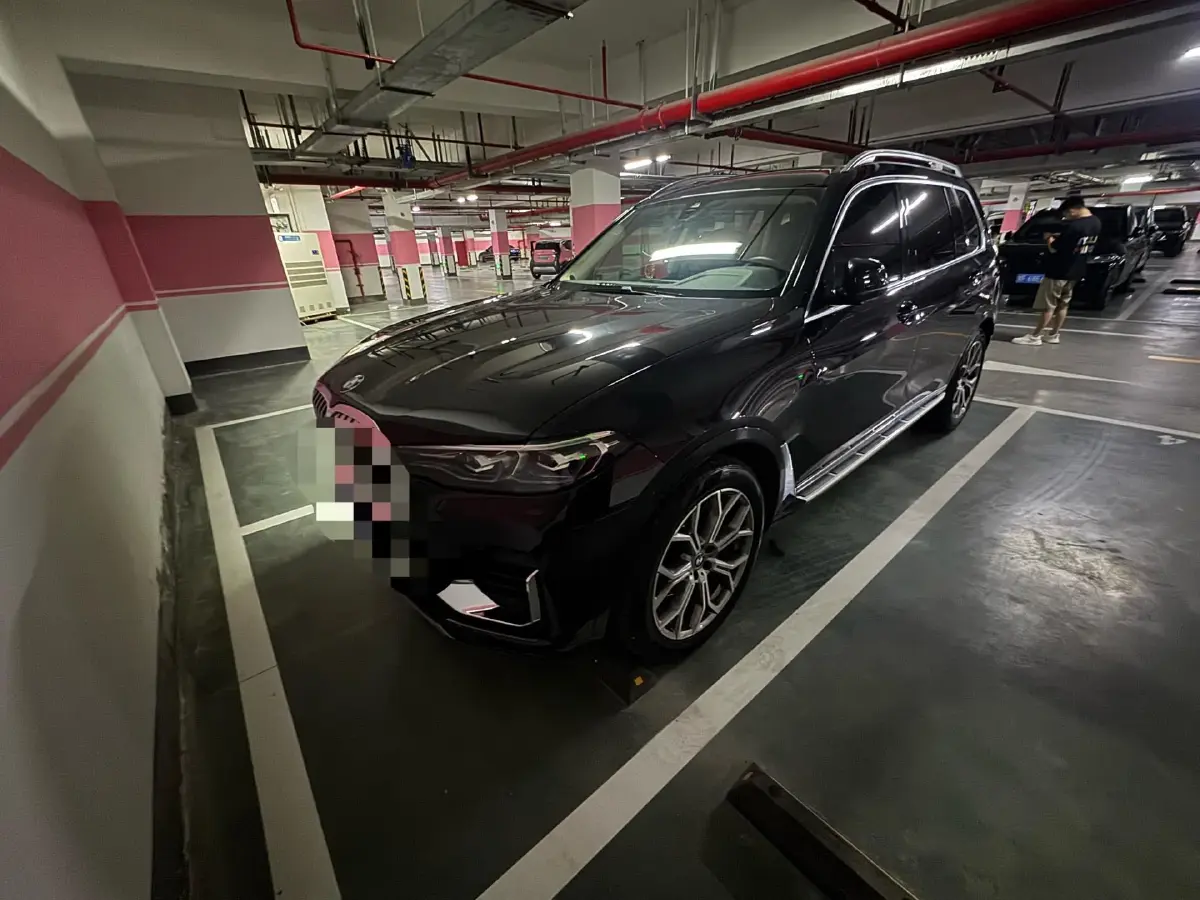 2022 BMW X7 3.0T 340HP L6 8AT