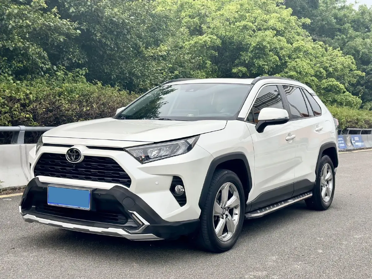 2020 Toyota RAV4 2.0L 171HP L4 CVT