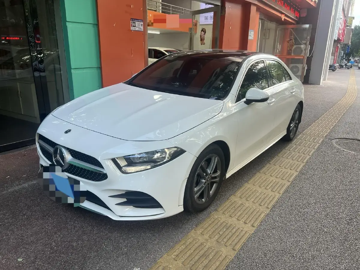 2022 Mercedes-Benz A Class 1.3T 136HP L4 7DCT