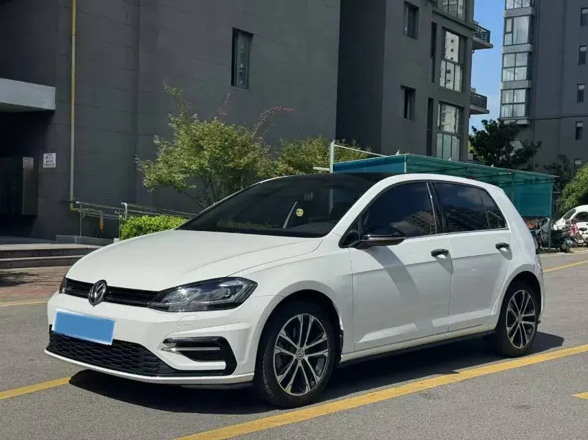2018 Volkswagen Golf 1.4T 150HP L4 7DCT