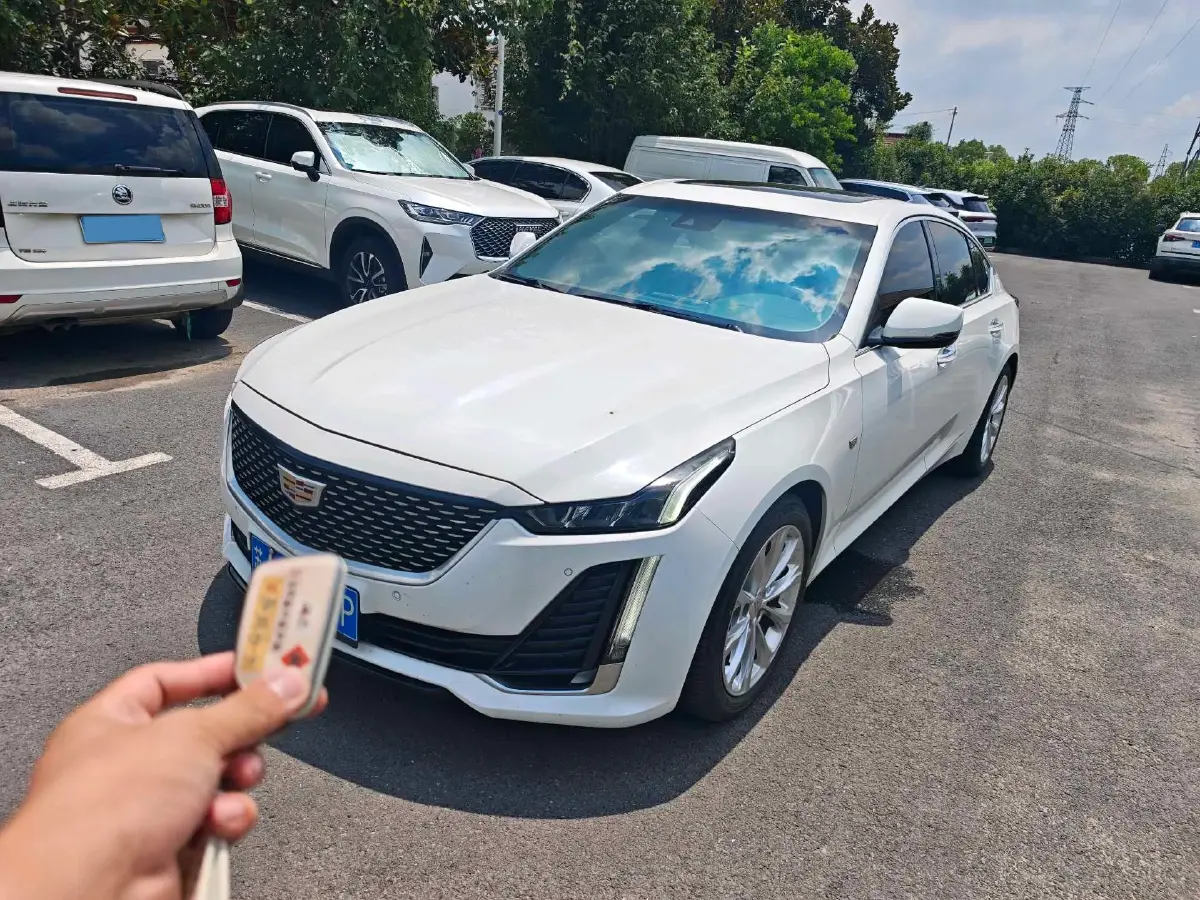 2020 Cadillac CT5 2.0T 237HP L4 10AT