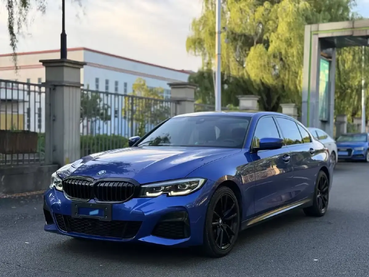 2021 BMW 3 Series 2.0T 184HP L4 8AT