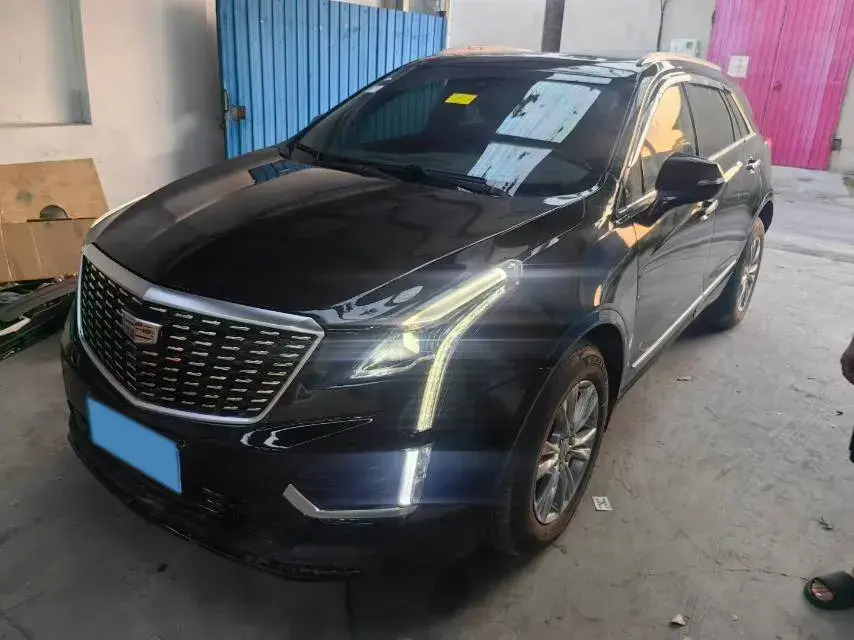 2023 Cadillac XT5 2.0T 237HP L4 9AT