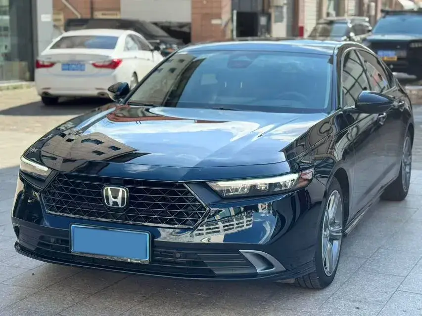 2023 Honda Accord 1.5T 192HP L4 CVT