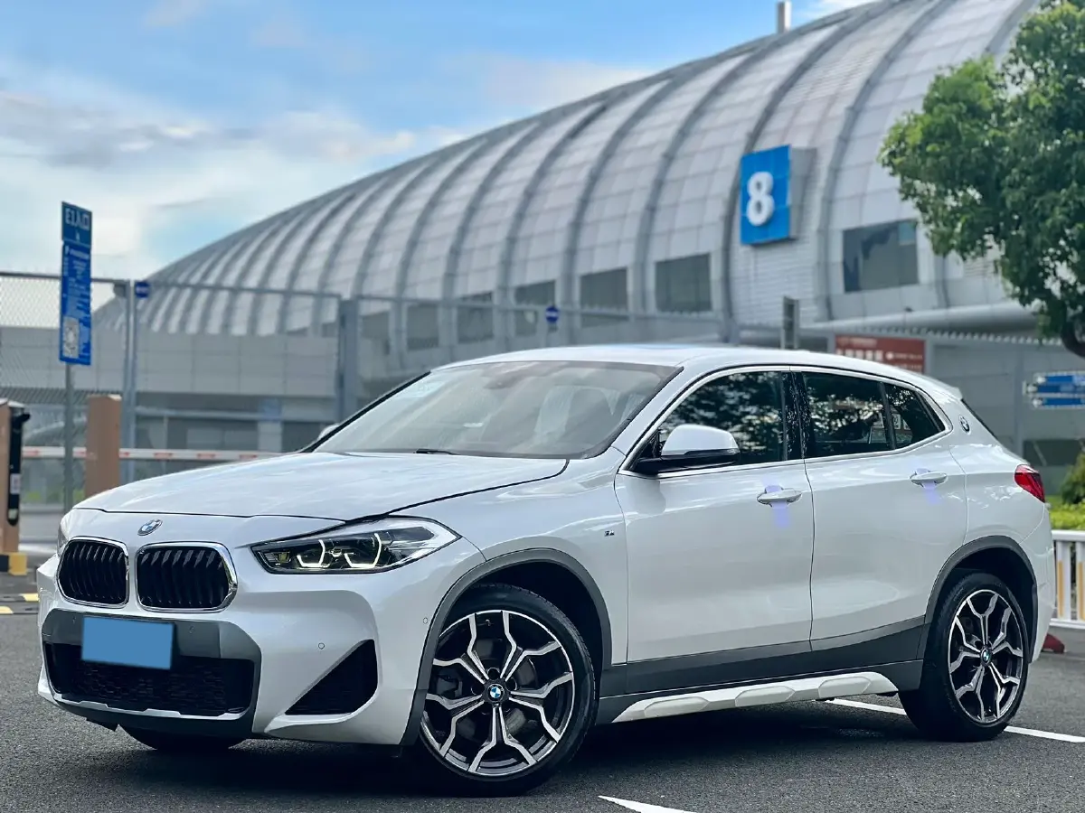 2020 BMW X2 2.0T 192HP L4 8AT