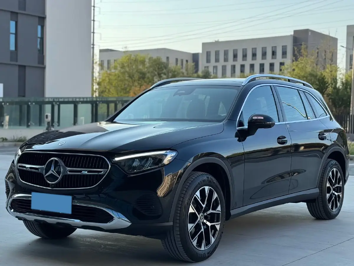 2025 Mercedes-Benz GLC Class 2.0T 204HP L4 9AT