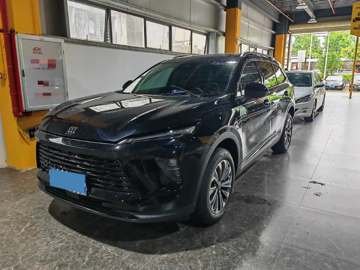 2025 Buick EnvisionPlus 2.0T 237HP L4 9AT