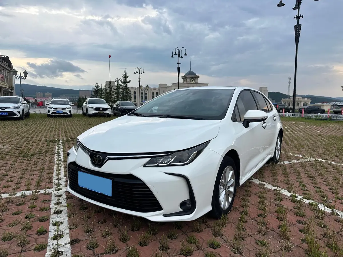 2021 Toyota Corolla 1.2T 116HP L4 CVT