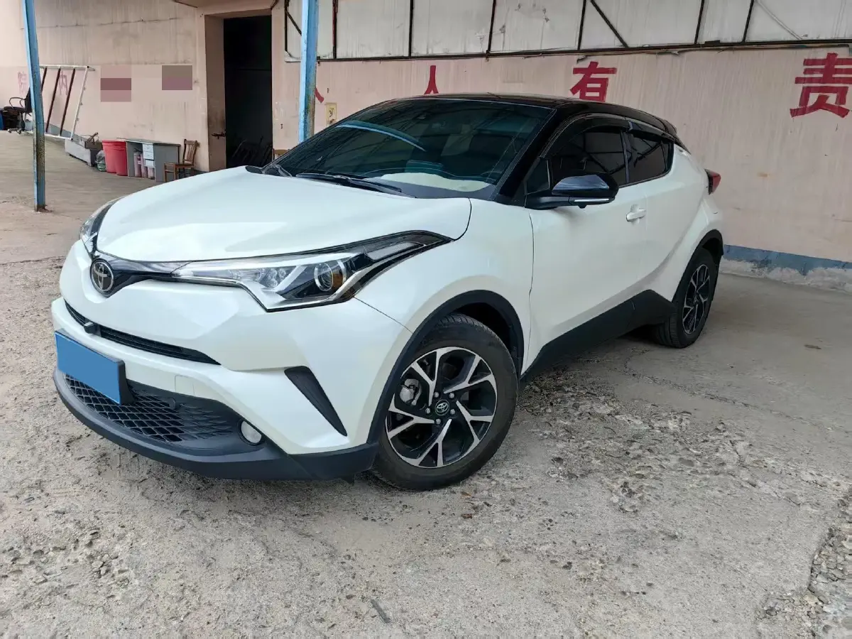 2020 Toyota C-HR 2.0L 171HP L4 CVT