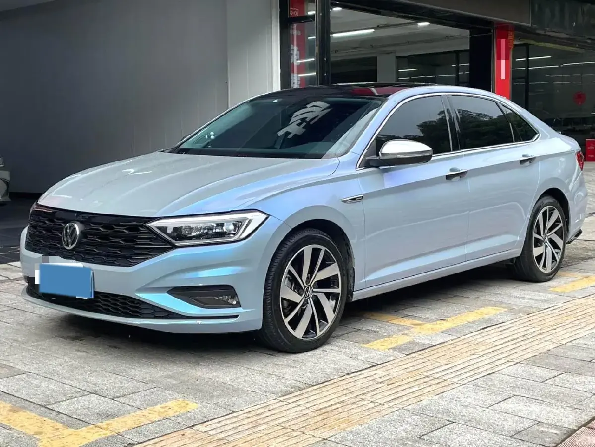 2022 Volkswagen Sagitar 1.4T 150HP L4 7DCT