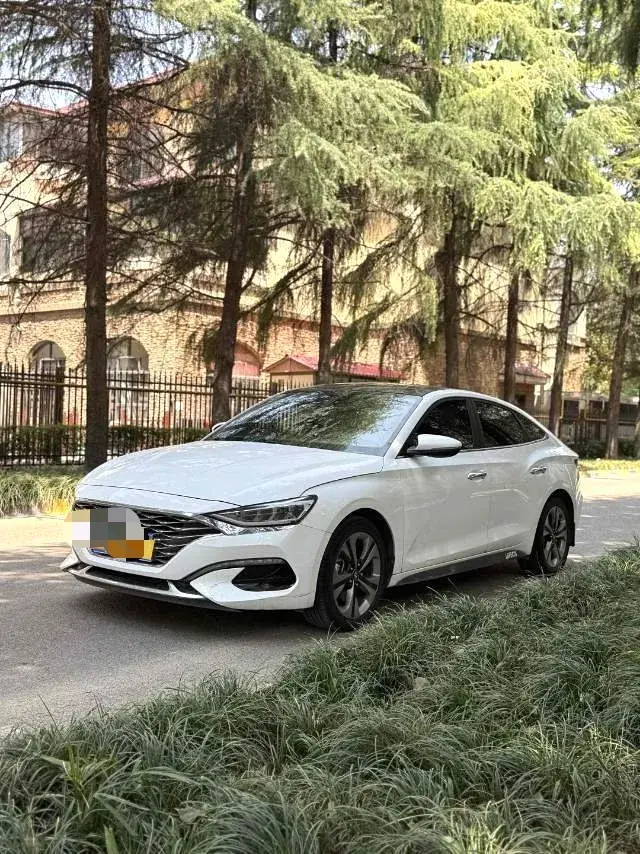 2021 Hyundai La Festa 1.6T 204HP L4 7DCT