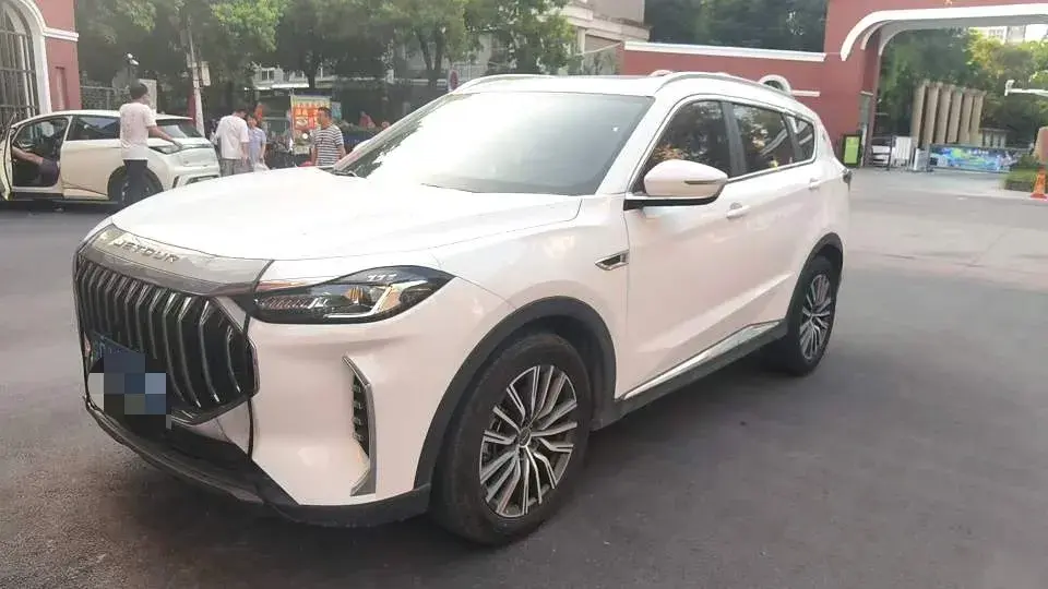 2024 Jetour X70 Plus 1.5T 156HP L4 6MT