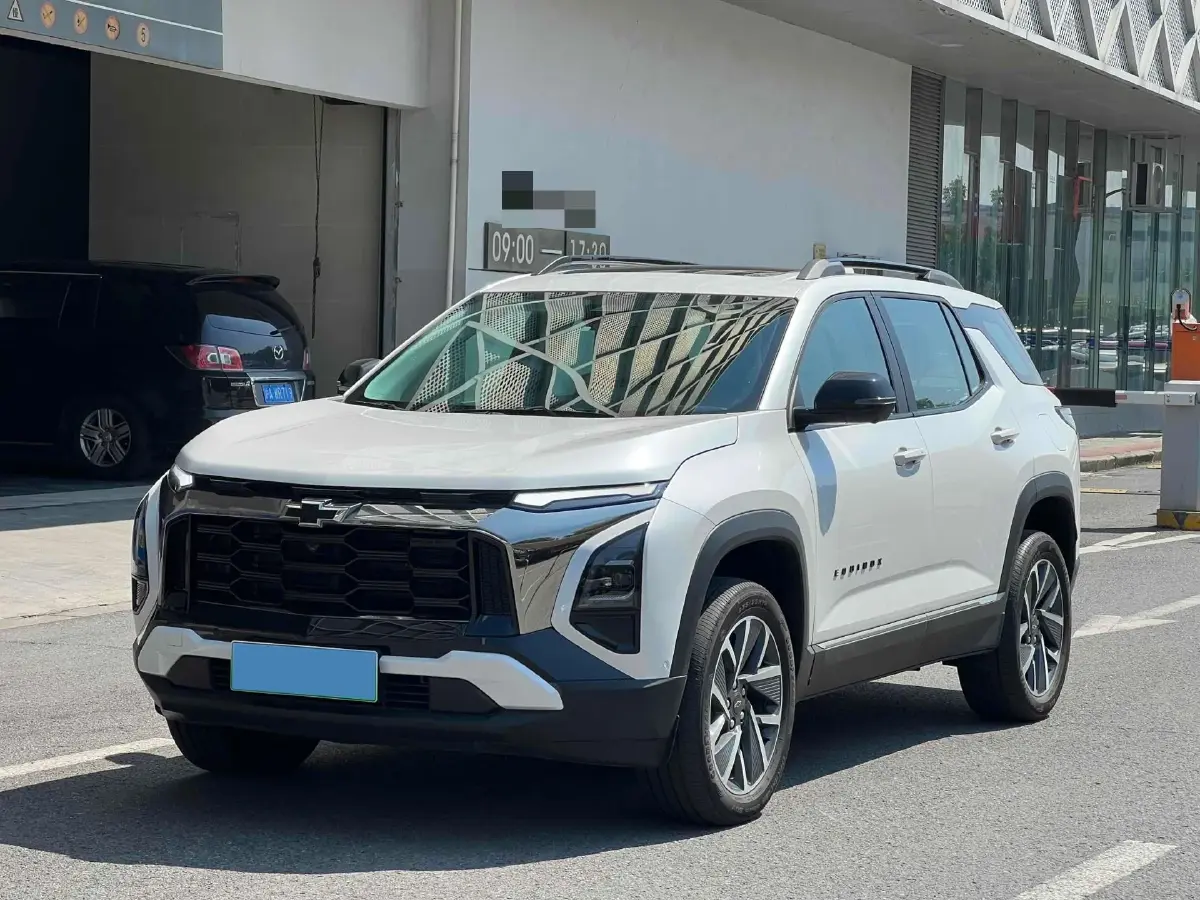 2024 Chevrolet EquinoxPlus 1.5T 180HP L4 2DHT PHEV 24.4KWH