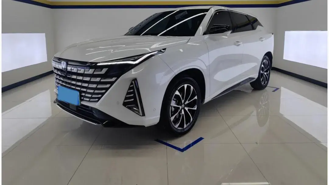 2024 ChangAn UNI-Z 1.5L 98HP L4 E-CVT PHEV 18.4KWH