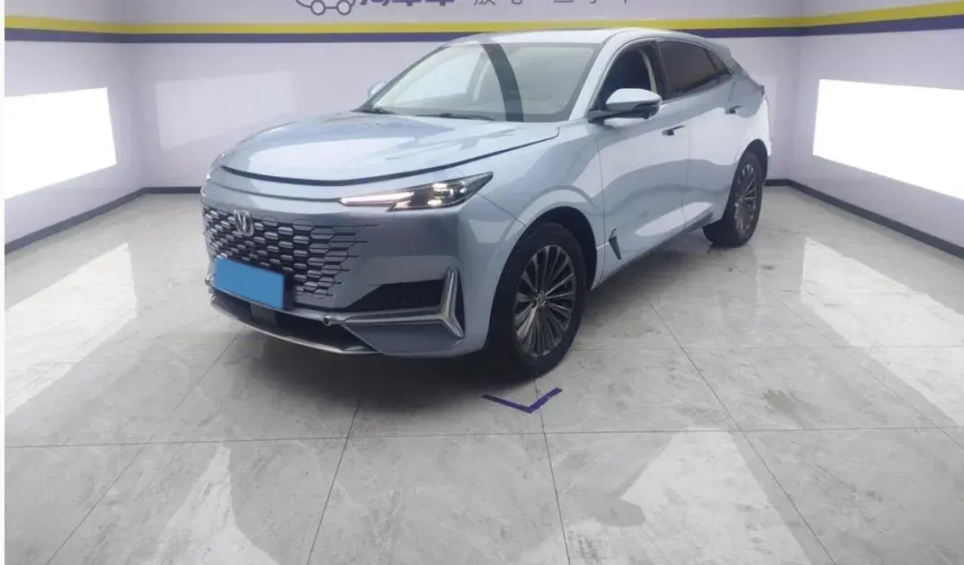 2021 ChangAn UNI-K 2.0T 233HP L4 8AT