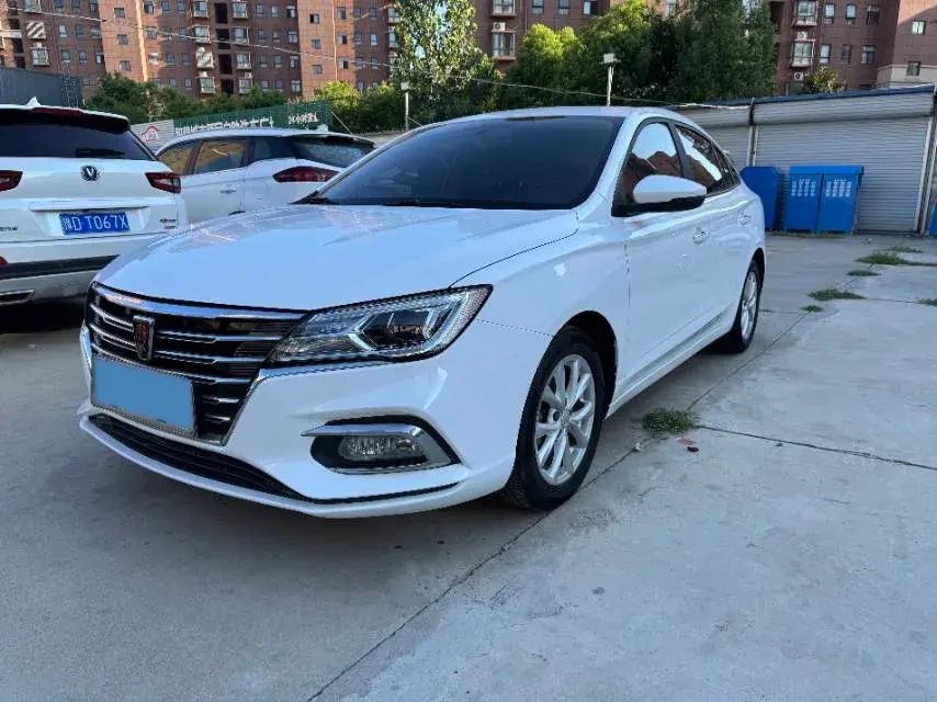 2019 Roewe i5 1.5L 120HP L4 CVT