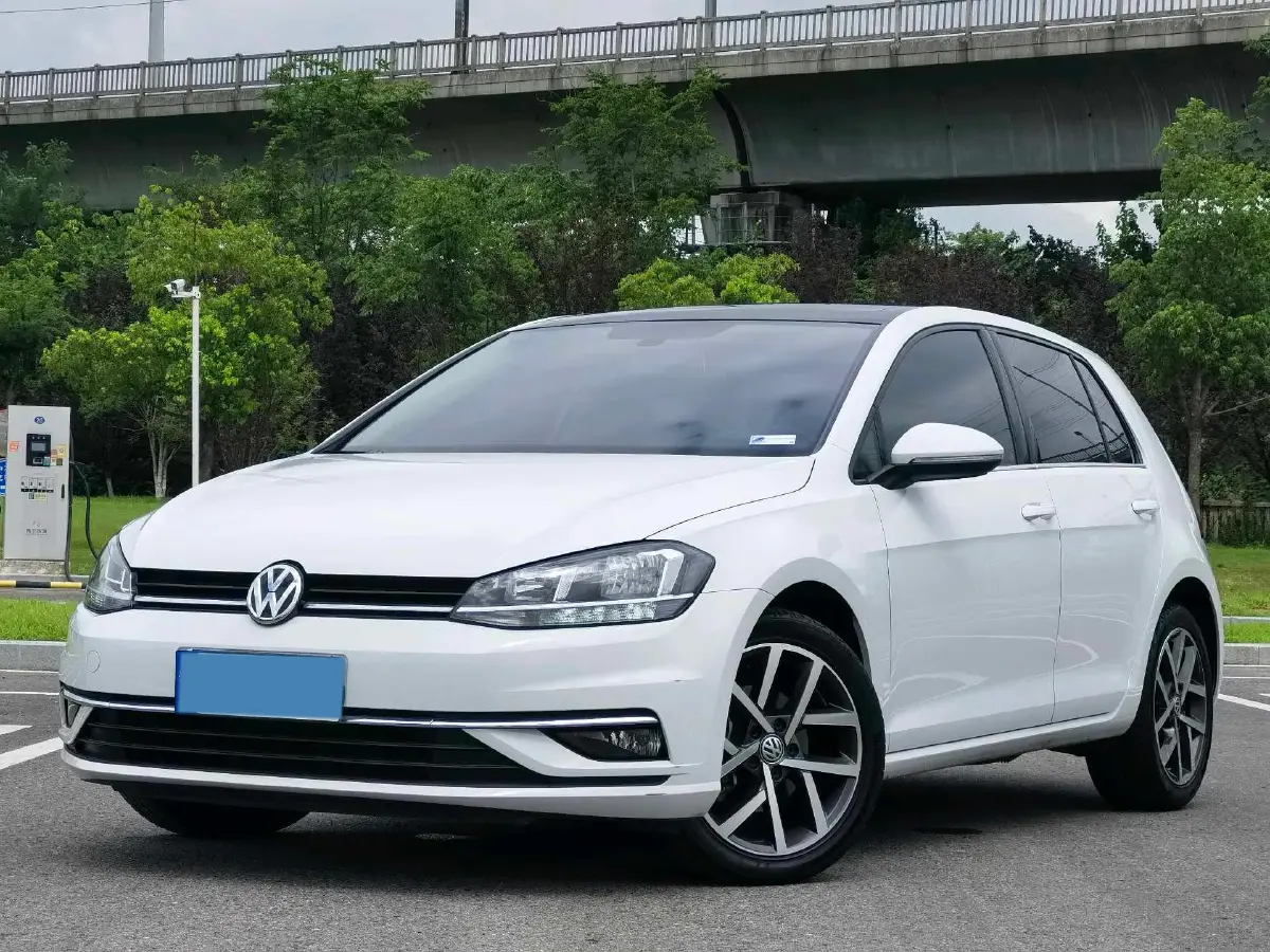 2020 Volkswagen Golf 1.4T 150HP L4 7DCT