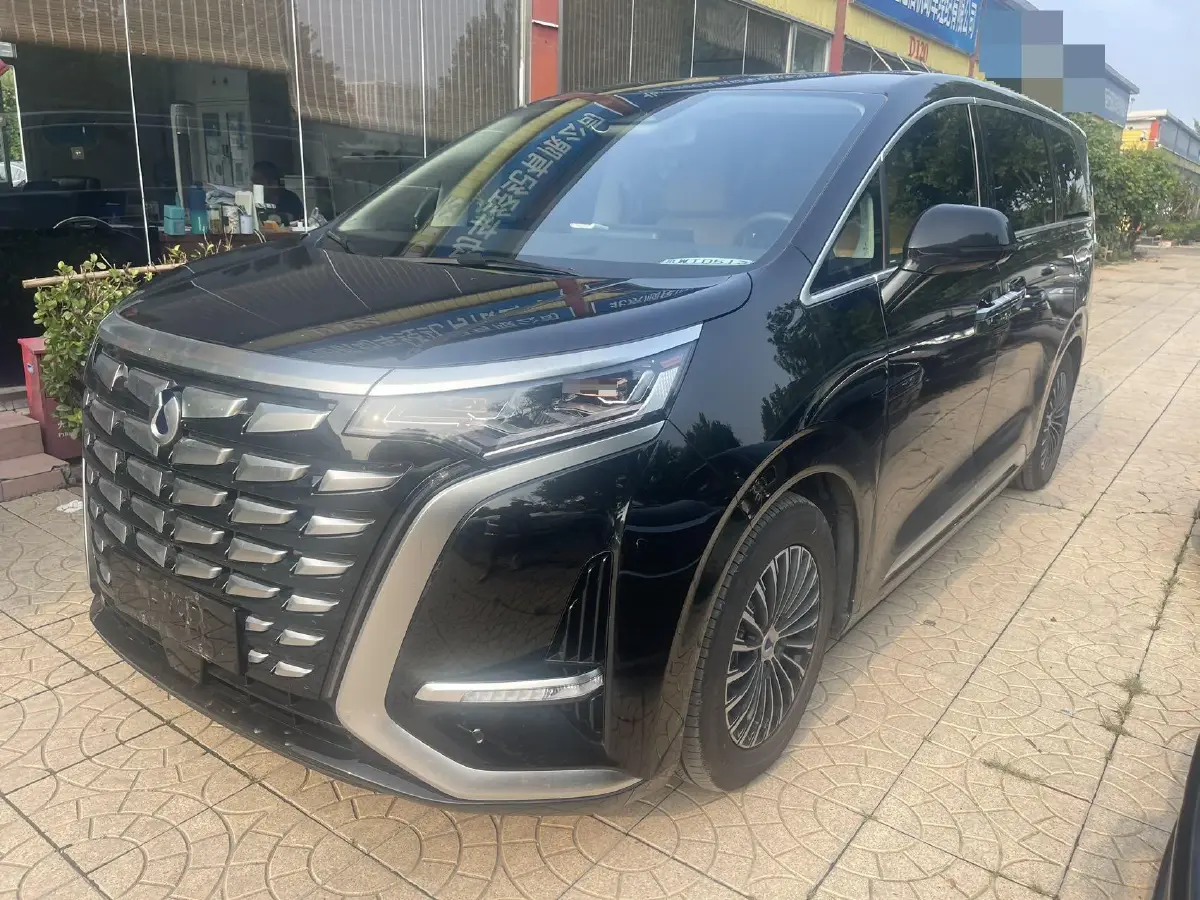 2024 Denza D9 1.5T 139HP L4 E-CVT PHEV 40KWH