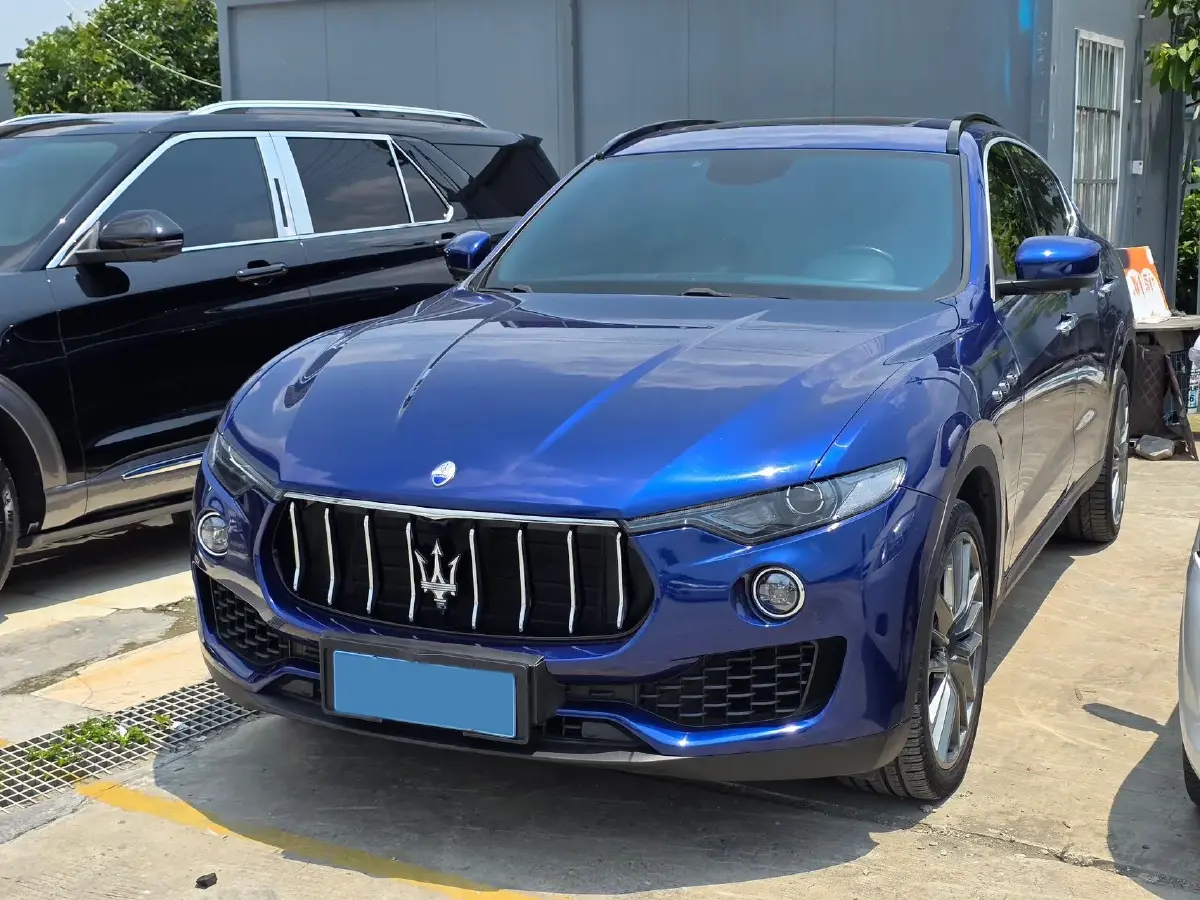 2016 Maserati Levante 3.0T 350HP V6 8AT