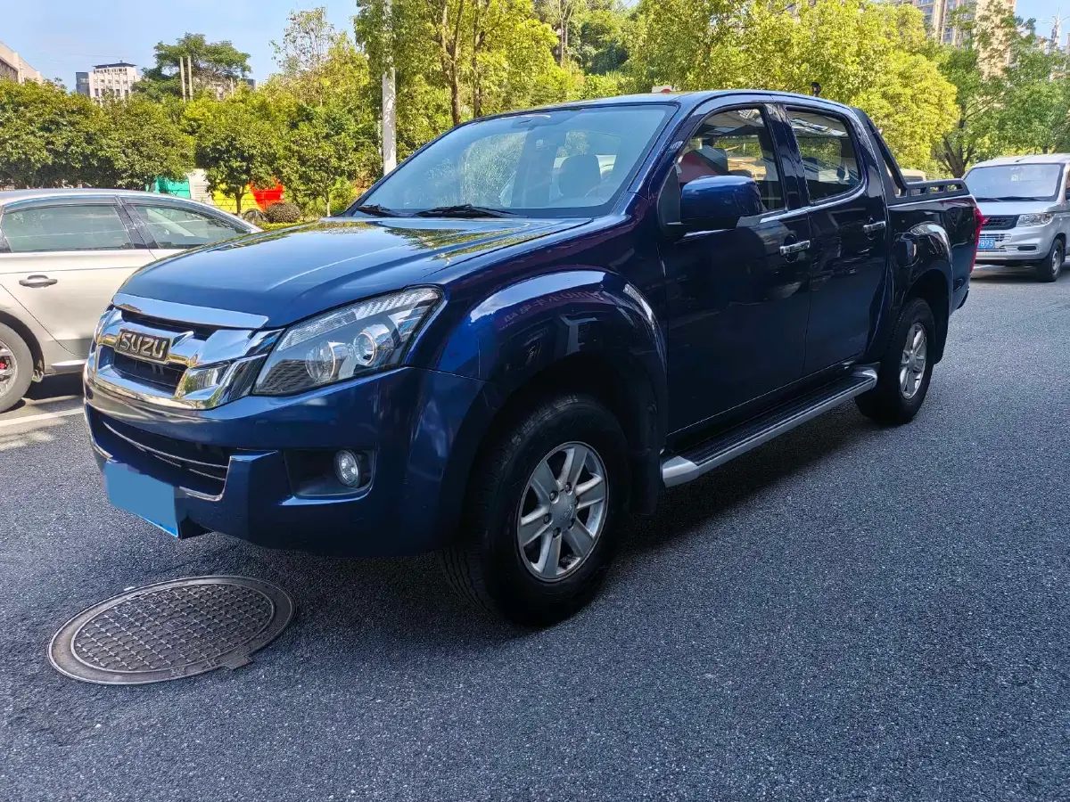 2020 Isuzu LingTuo 2.5T 150HP L4 6AT