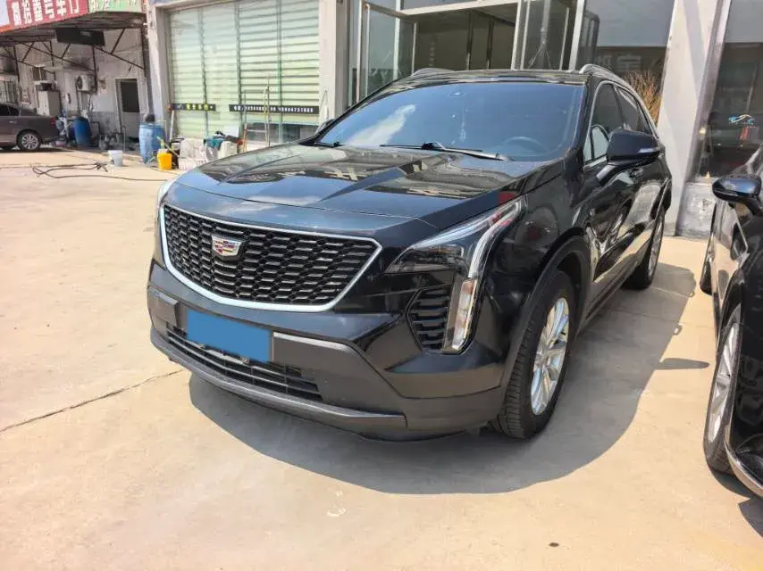 2021 Cadillac XT4 2.0T 237HP L4 9AT 2021 Cadillac XT4 2.0T 237HP L4 9AT