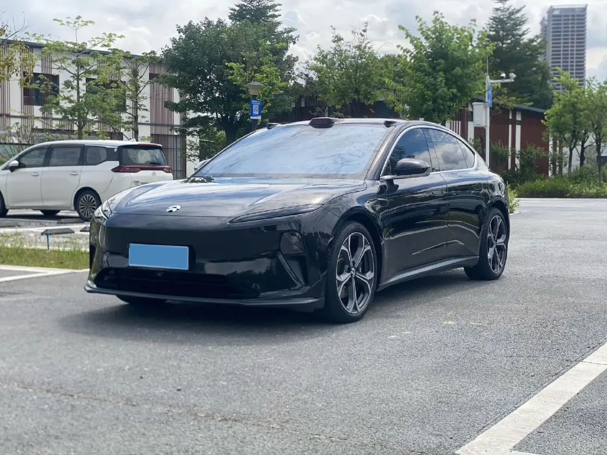 2024 NIO ET5 BEV 75KWH