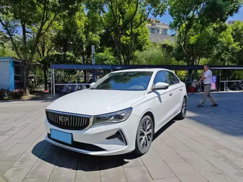 2022 Geely Emgrand L 1.4T 141HP L4 CVT