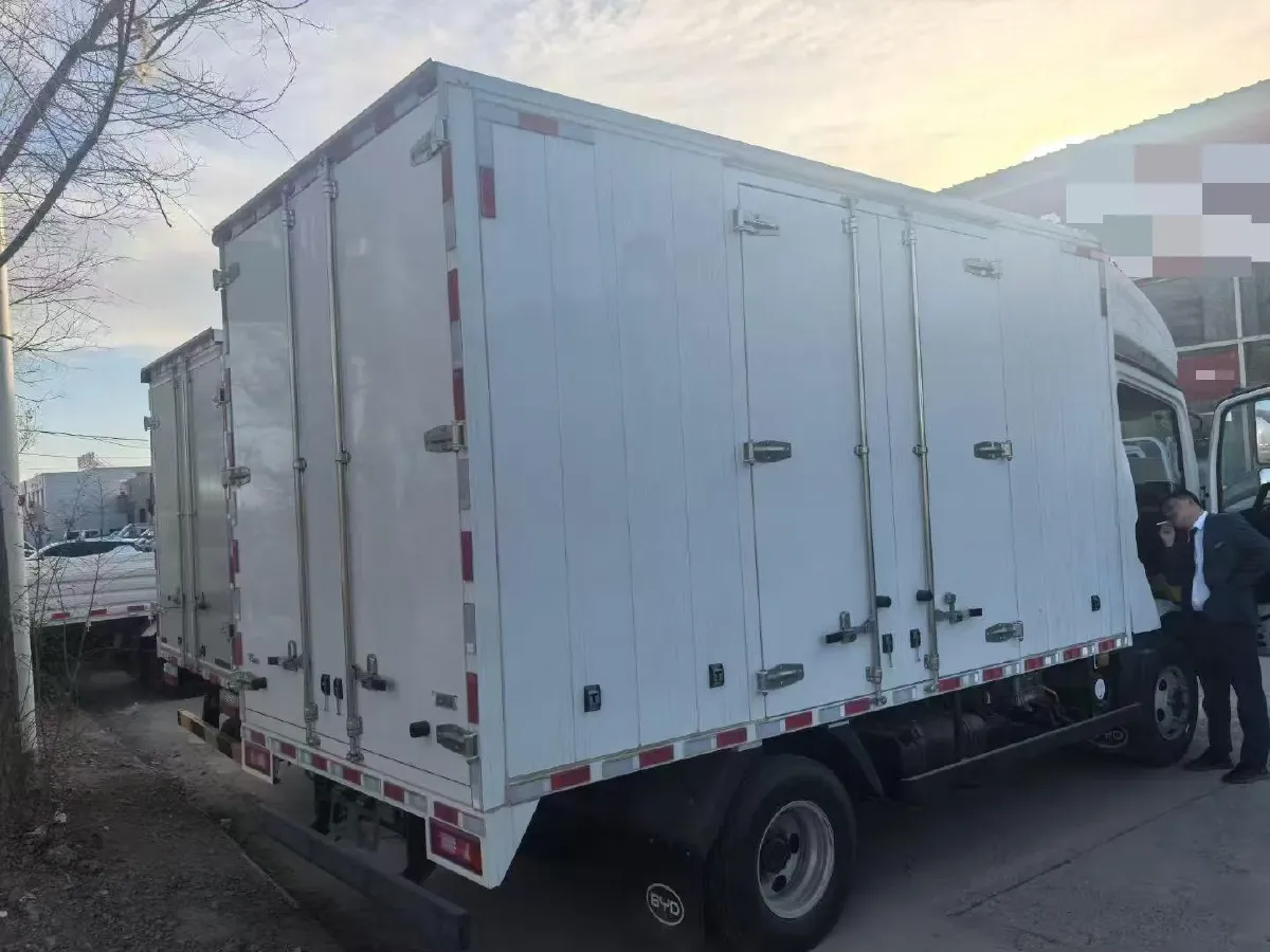 2009 BYD F3R 1.6L 100HP L4 4AT,autocango,china used car exporter,china ev exporter,chinese used car exporter,chinese used ev exporter