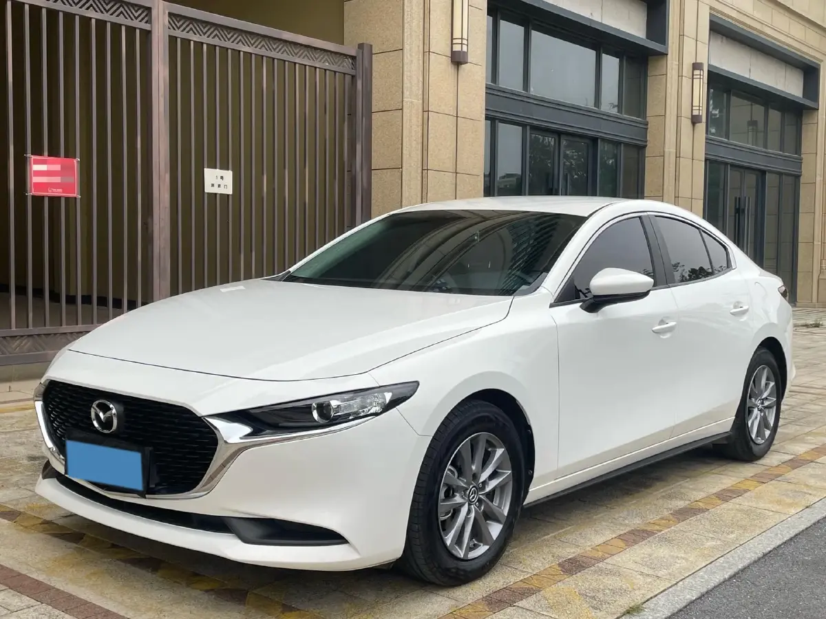 2023 Mazda 3 Axela 2.0L 158HP L4 6AT