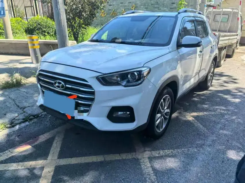 2019 Hyundai ix35 2.0L 160HP L4 6AT 2019 Hyundai ix35 2.0L 160HP L4 6AT
