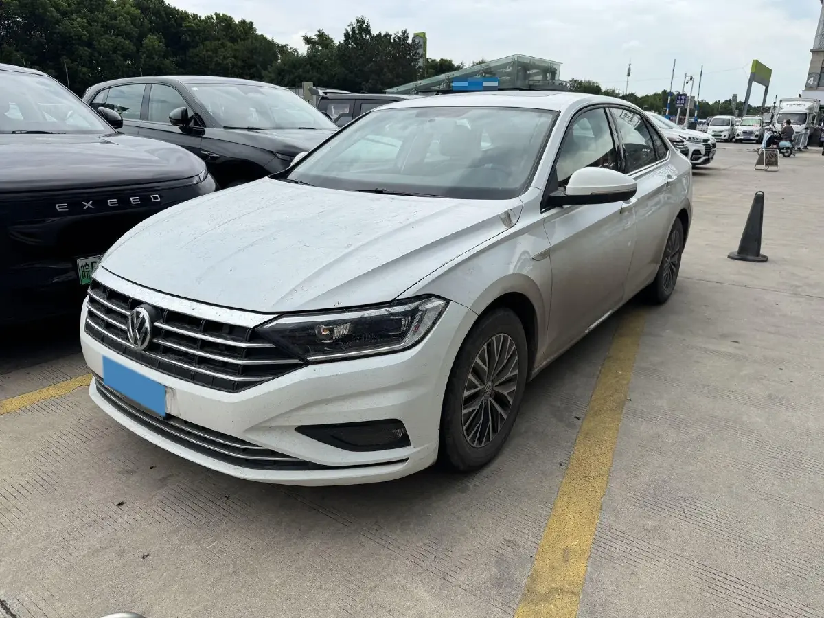 2019 Volkswagen Sagitar 1.2T 116HP L4 5MT