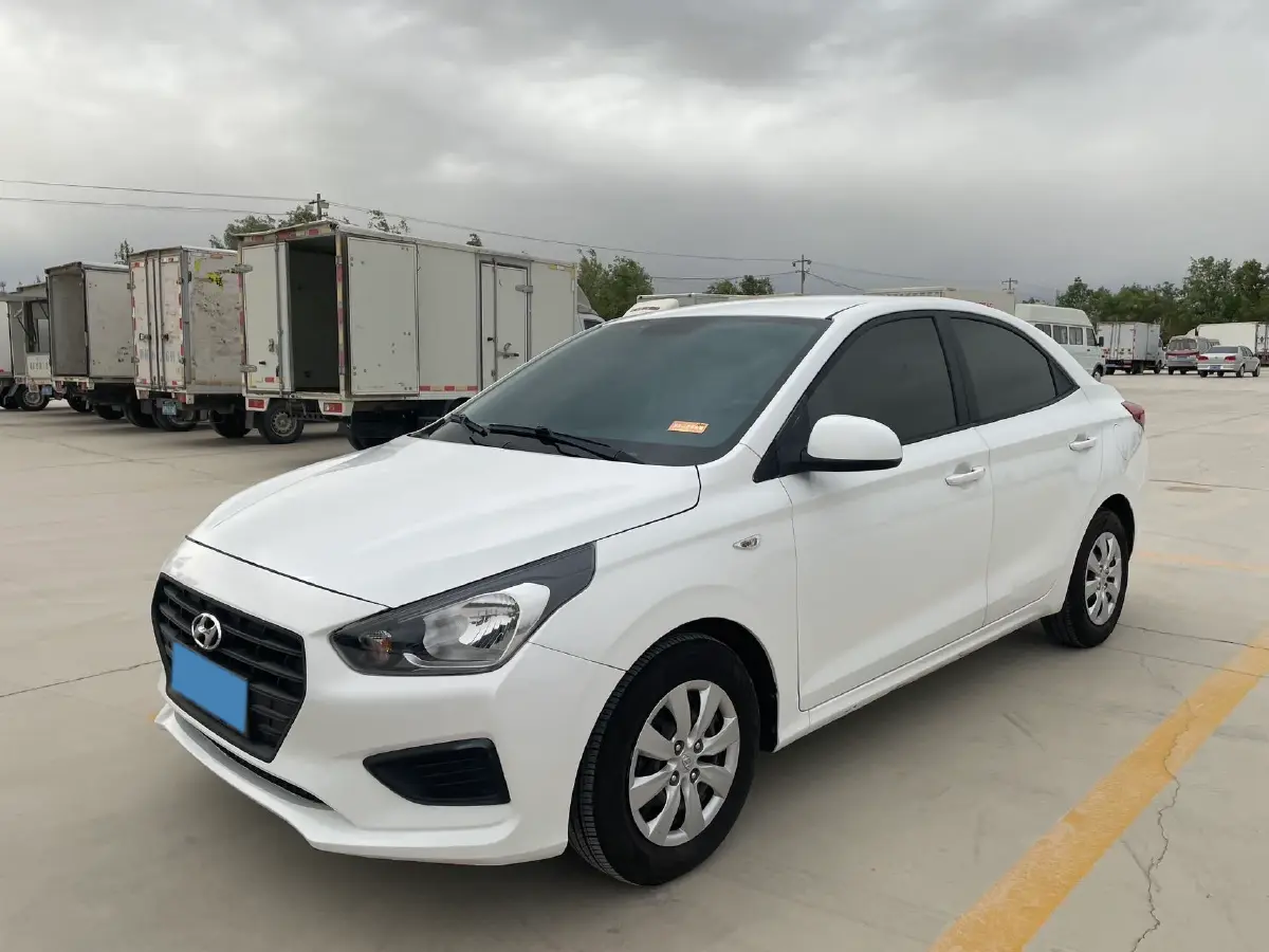 2020 Hyundai Reina 1.4L 95HP L4 5MT