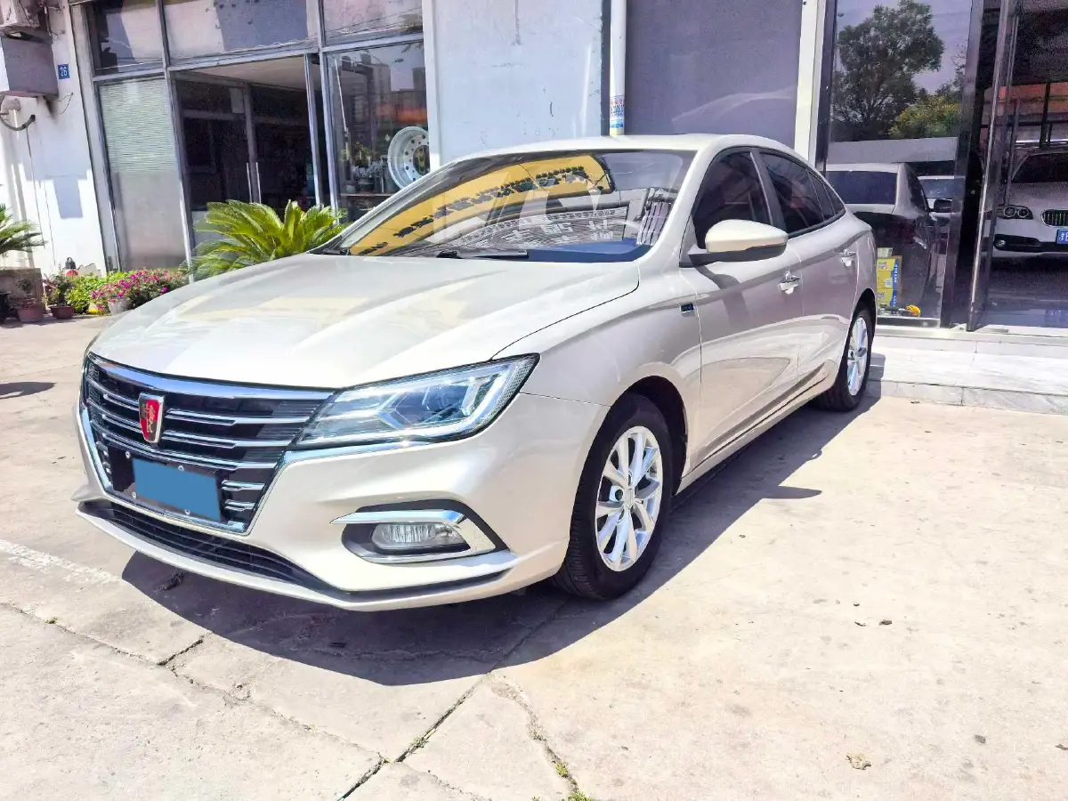 2019 Roewe i5 1.5L 120HP L4 CVT