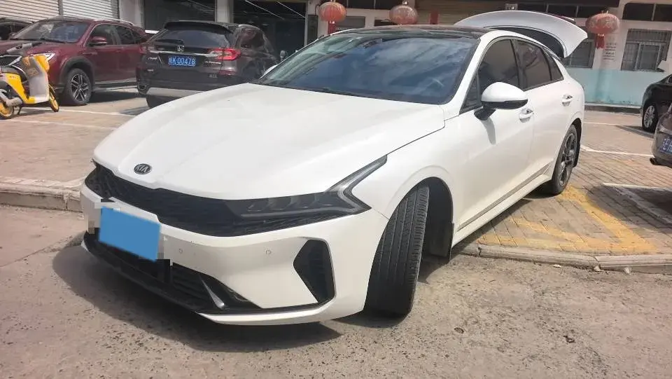 2020 Kia K5 1.5T 170HP L4 7DCT